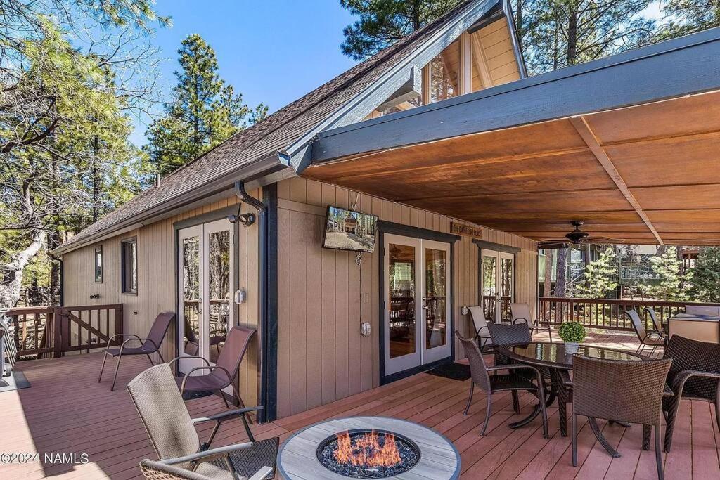 Luxury Cabin Oasis Getaway Heart Of Munds Park Buitenkant foto
