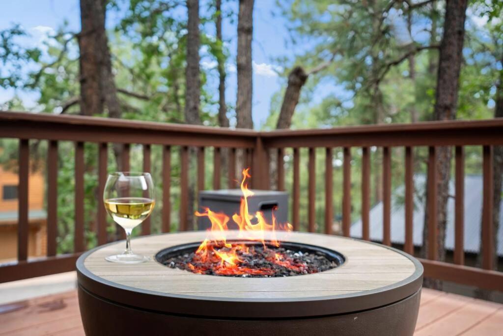 Luxury Cabin Oasis Getaway Heart Of Munds Park Buitenkant foto
