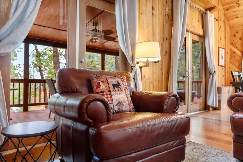 Luxury Cabin Oasis Getaway Heart Of Munds Park Buitenkant foto