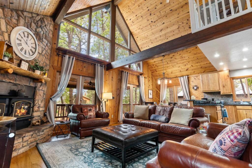 Luxury Cabin Oasis Getaway Heart Of Munds Park Buitenkant foto